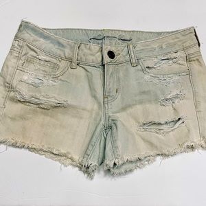American Eagle distressed shorts -size 8